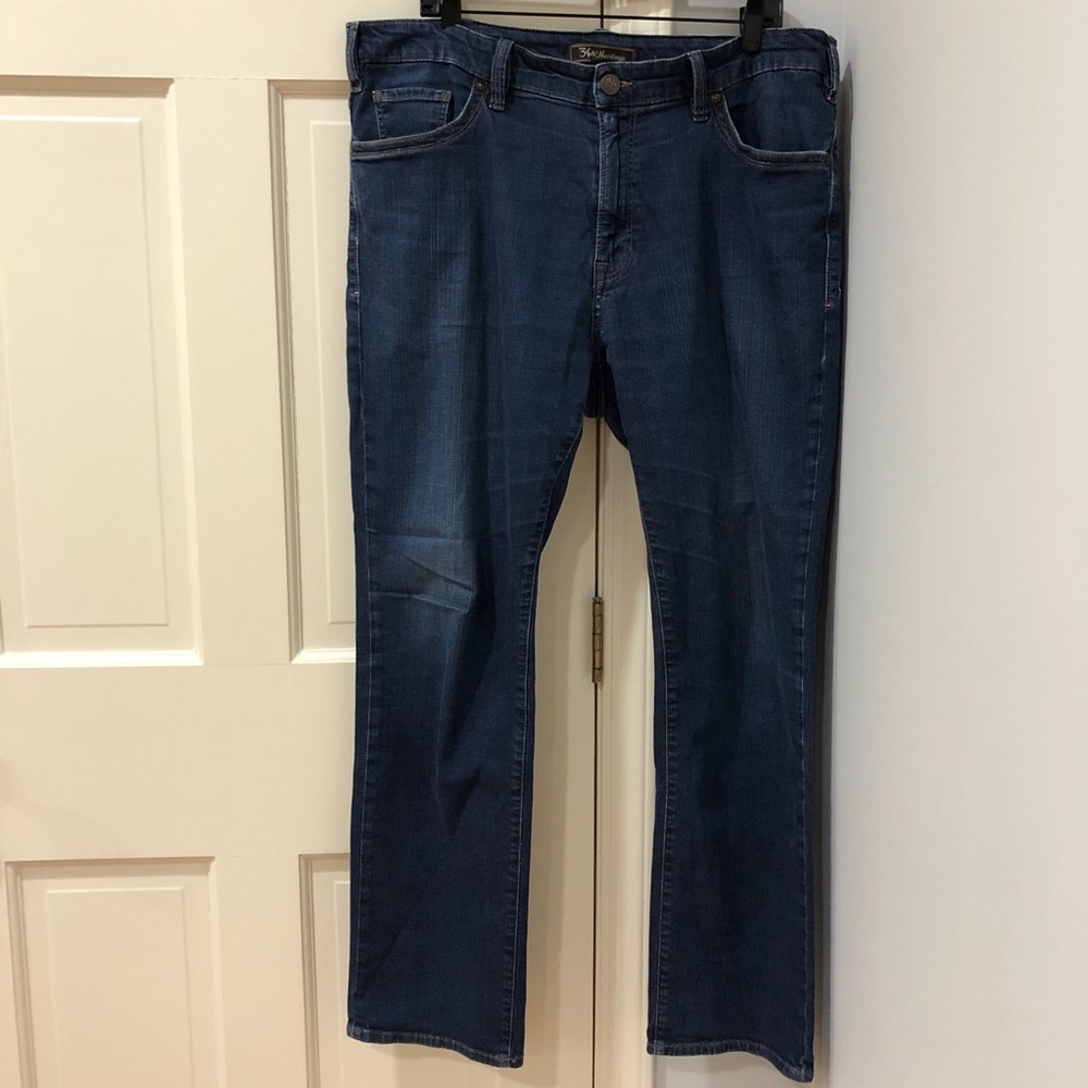 34 Heritage size 40 x 32 charisma comfort rise classic blue jeans retails $175